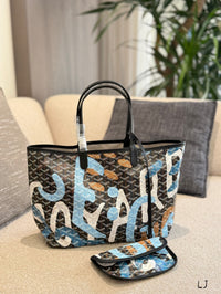 Lettres Camouflage PM Tote Bag