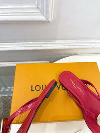 Treasure Thong Sandals