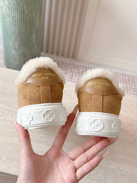 26S Time Out Sneakers