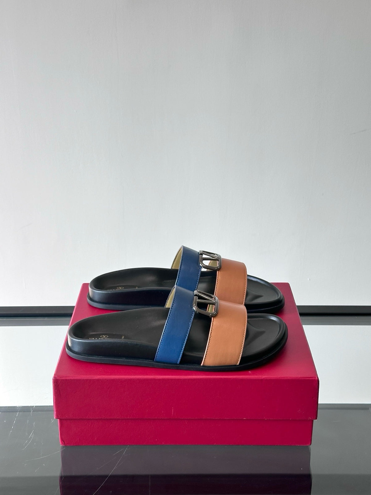 Garavani VLogo Calf Leather Slides