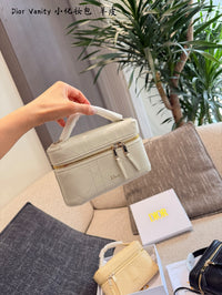 Lady Vanity Case