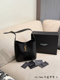Le 37 Bucket Bag