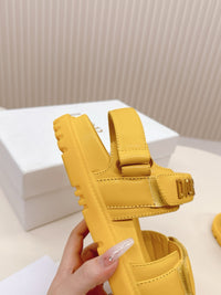 Dioract Sandals