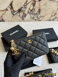 Small Zipped Pouch