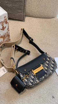 Columbus Street Chic Bag