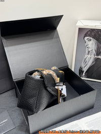 Calypso Shoulder Bag