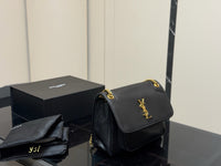 Niki Shoulder Bag