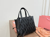 Matelassé Leather Bag