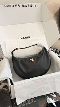 26B Hobo Bag
