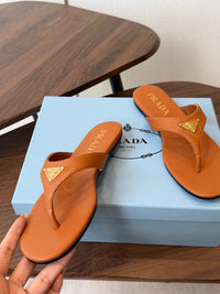 26S Leather Thong Sandals