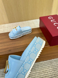 Platform Slides