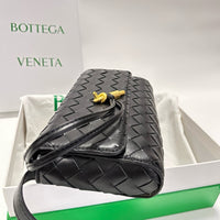 Andiamo Long Clutch