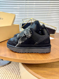 Lowmel Sneakers
