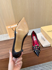 Garavani Studdy Pumps