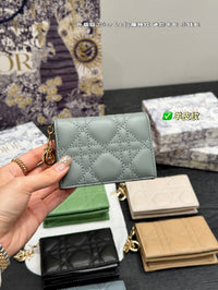 Gardenia Wallet in Smooth Lambskin