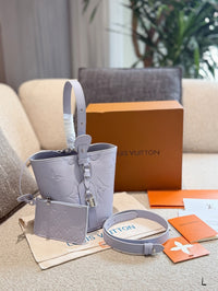 All In BB Bucket Bag