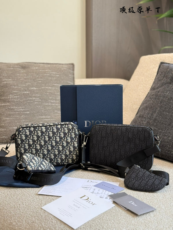 Safari Messenger Bag