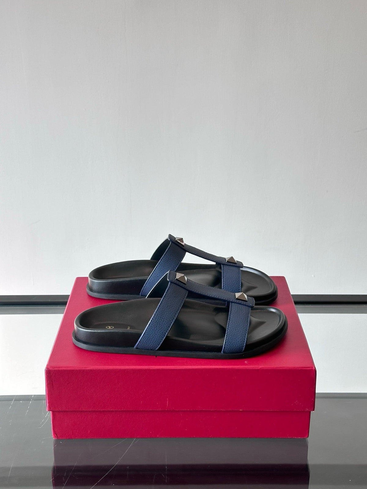 Garavani VLogo Calf Leather Slides