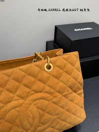 Grand Shopping Tote