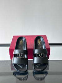 Garavani VLogo Calf Leather Slides