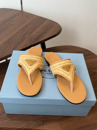 26S Leather Thong Sandals