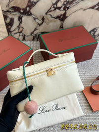 Extra Pocket L19 Leather Pouch