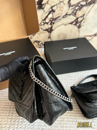 Niki Leather Bag