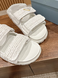 Logo-Plaque Crochet Sandals