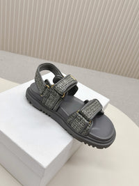 Dioract Sandals