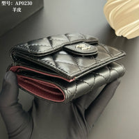 Small Flap Wallet