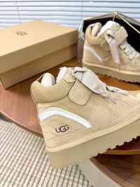 Lowmel Wedge Trainers