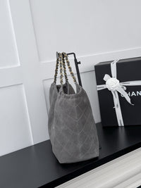 26C Suede Shopping Tote