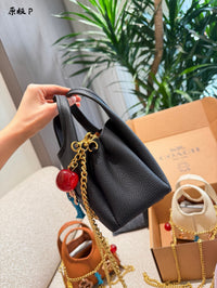 Lana Shoulder Bag 19