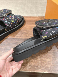Pool Pillow Comfort Mules