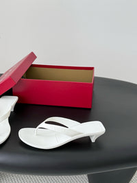 Vittoria Thong Sandals