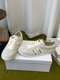 26S Ribbon Sneakers