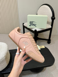 Knight Runner Sneakers