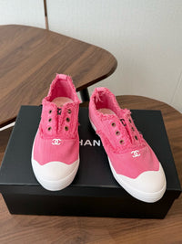 26S Slip-on Sneakers