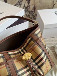 Check Bucket Bag
