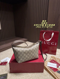Lady Lunetta Small Shoulder Bag