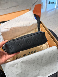 Trocadéro Wearable Wallet