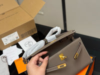 Kelly 25 Grey Epsom Gold Hardware