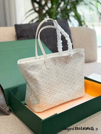 Artois PM Tote Bag