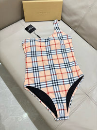 Check One Piece Set