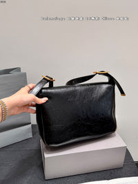 Clicca Leather Shoulder Bag