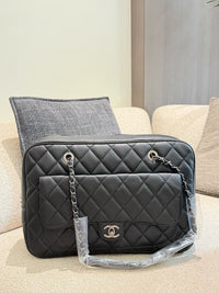 Grand Shopping Tote