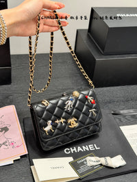 Lambskin Wallet on Chain