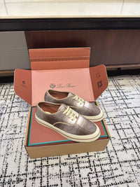 Nantucket Walk Sneakers