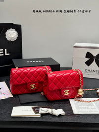 Mini Pearl Crush Classic Flap Bag