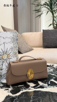 Médaillon Pouch